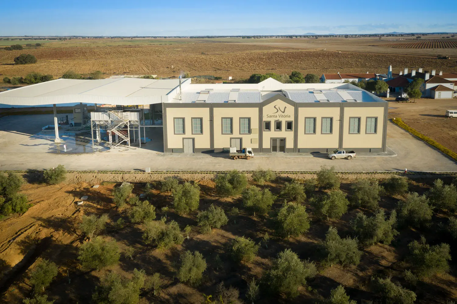 VG-Alentejo-Vineyards-Lagar-Santa-Vitoria-1