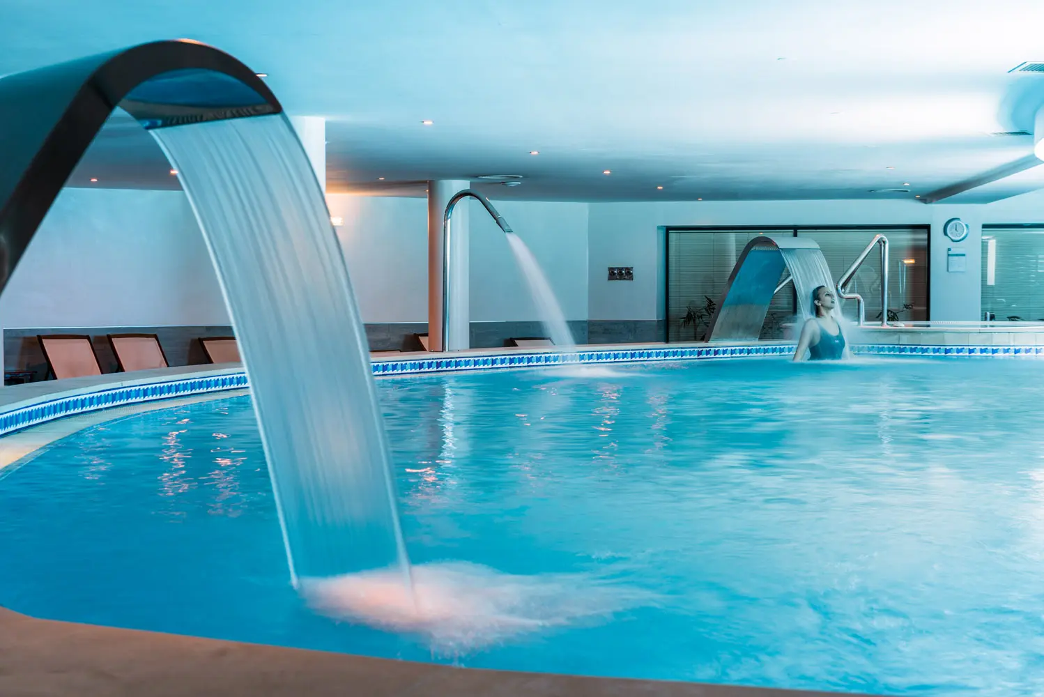 VG-Ampalius-Wellness-Center-Piscina-Interior-1-Baixa