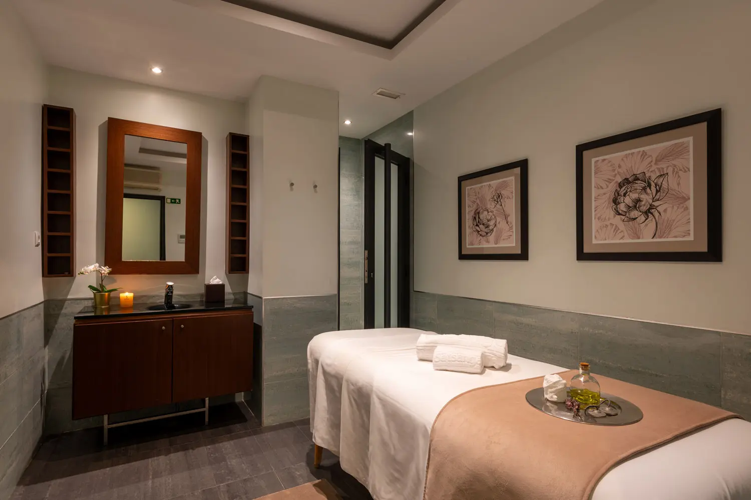 VG-Ampalius-Wellness-Center-Sala de Massagem-1-Baixa