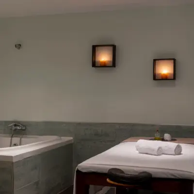 VG-Ampalius-Wellness-Center-Sala de Massagem-7-Baixa