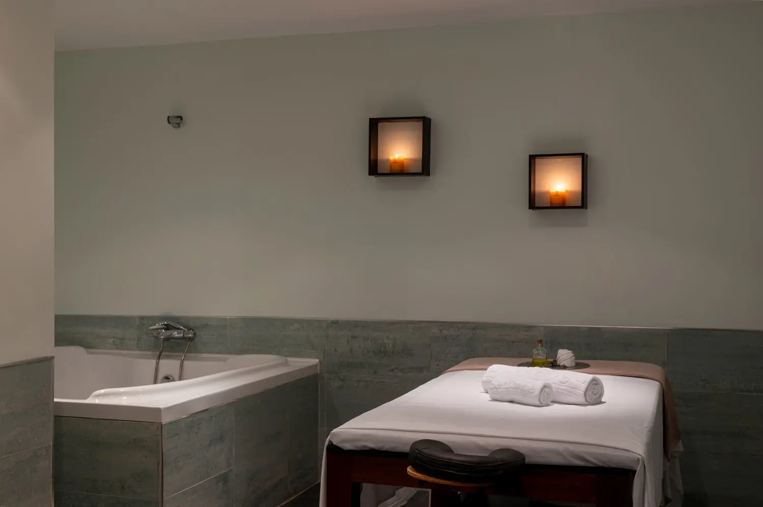 VG-Ampalius-Wellness-Center-Sala de Massagem-7-Baixa