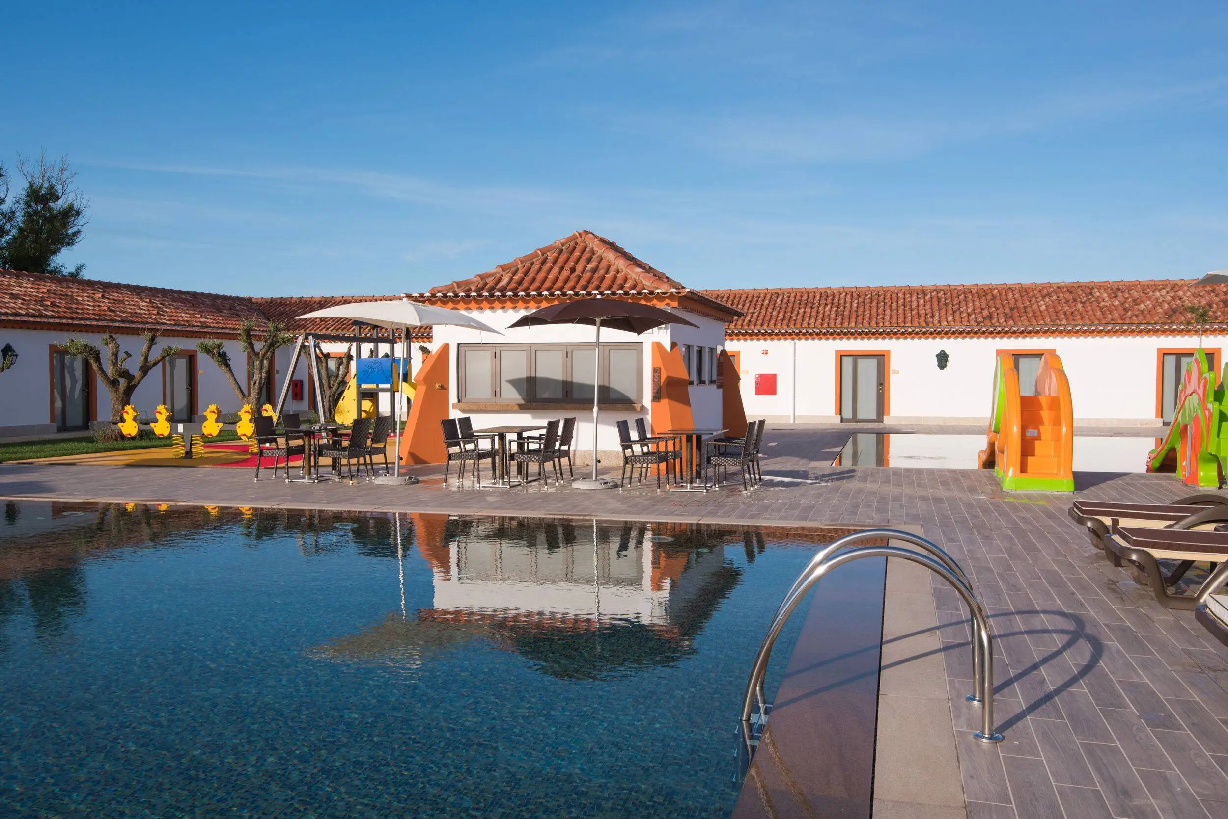 VG-Alter-Real-Bar-Piscina-1