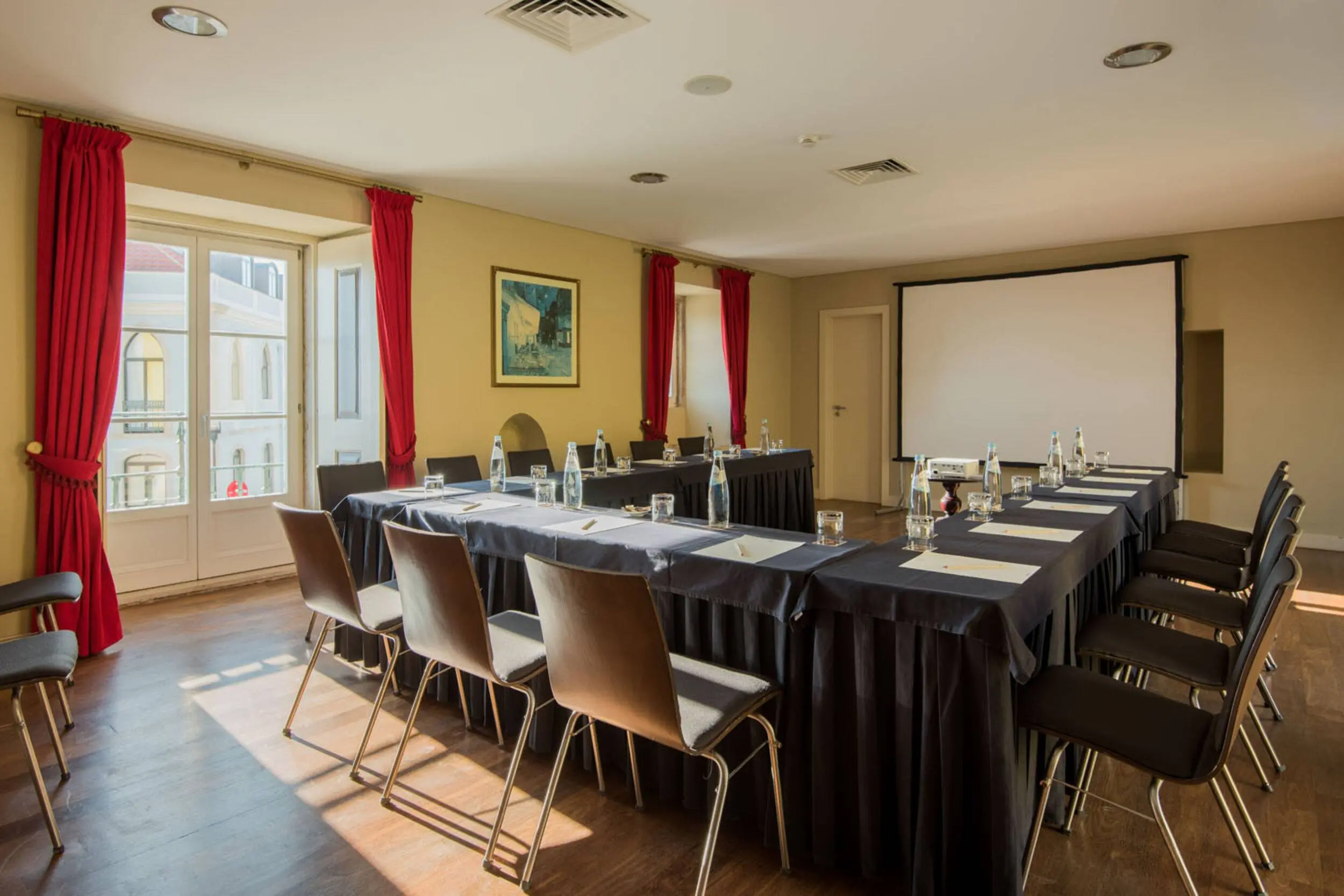 VG-Palacio-dos-Arcos-Sala-Reuniao-9_Baixa