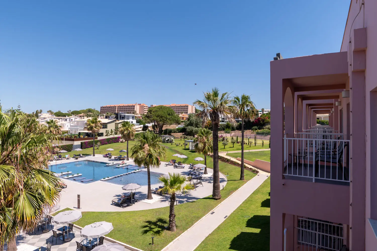 VG-Praia-Exteriores-2-Baixa