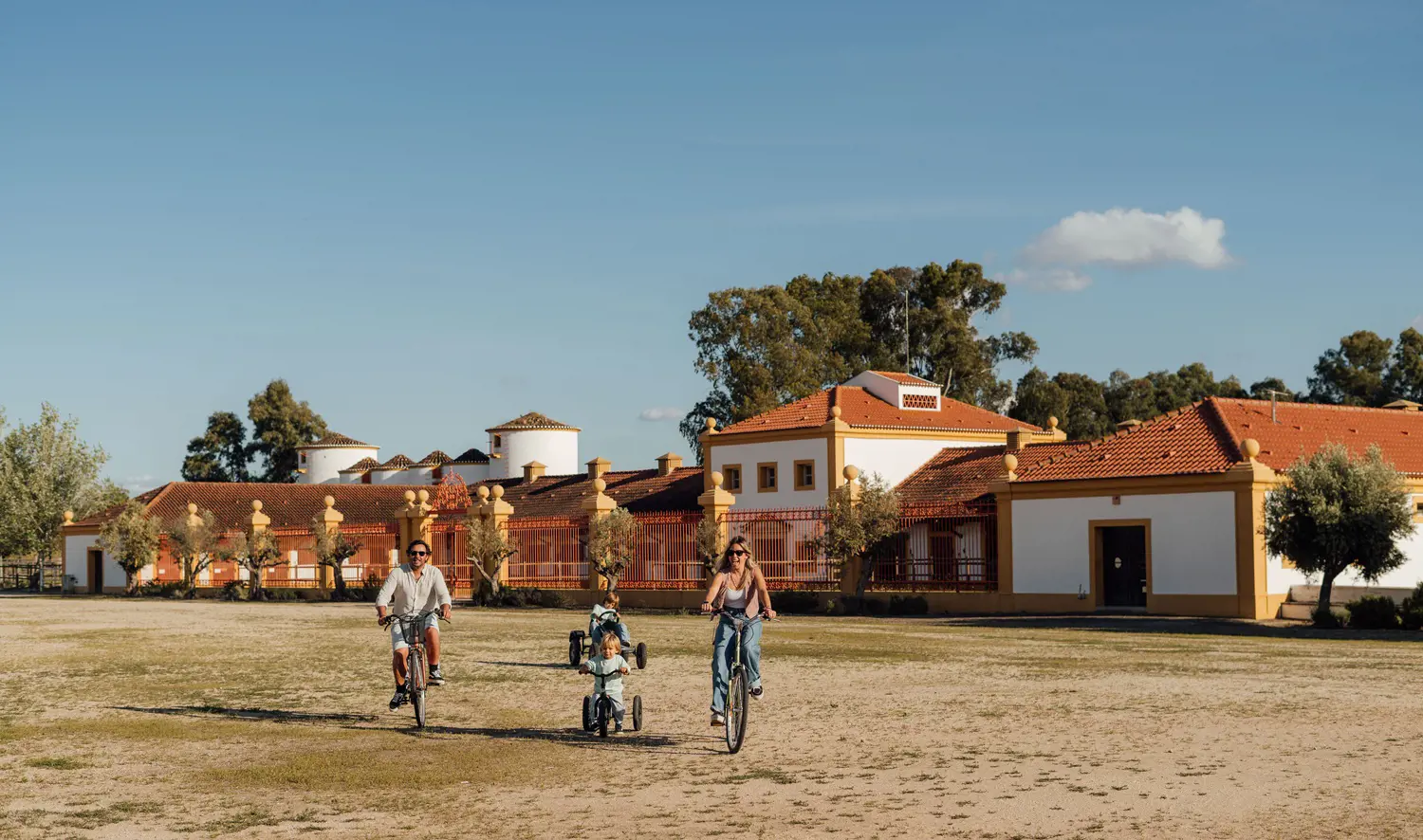 vg-experiencia-familia-bicicleta-1_baixa