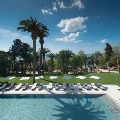 vg-palacio-dos-arcos-piscina-1_baixa