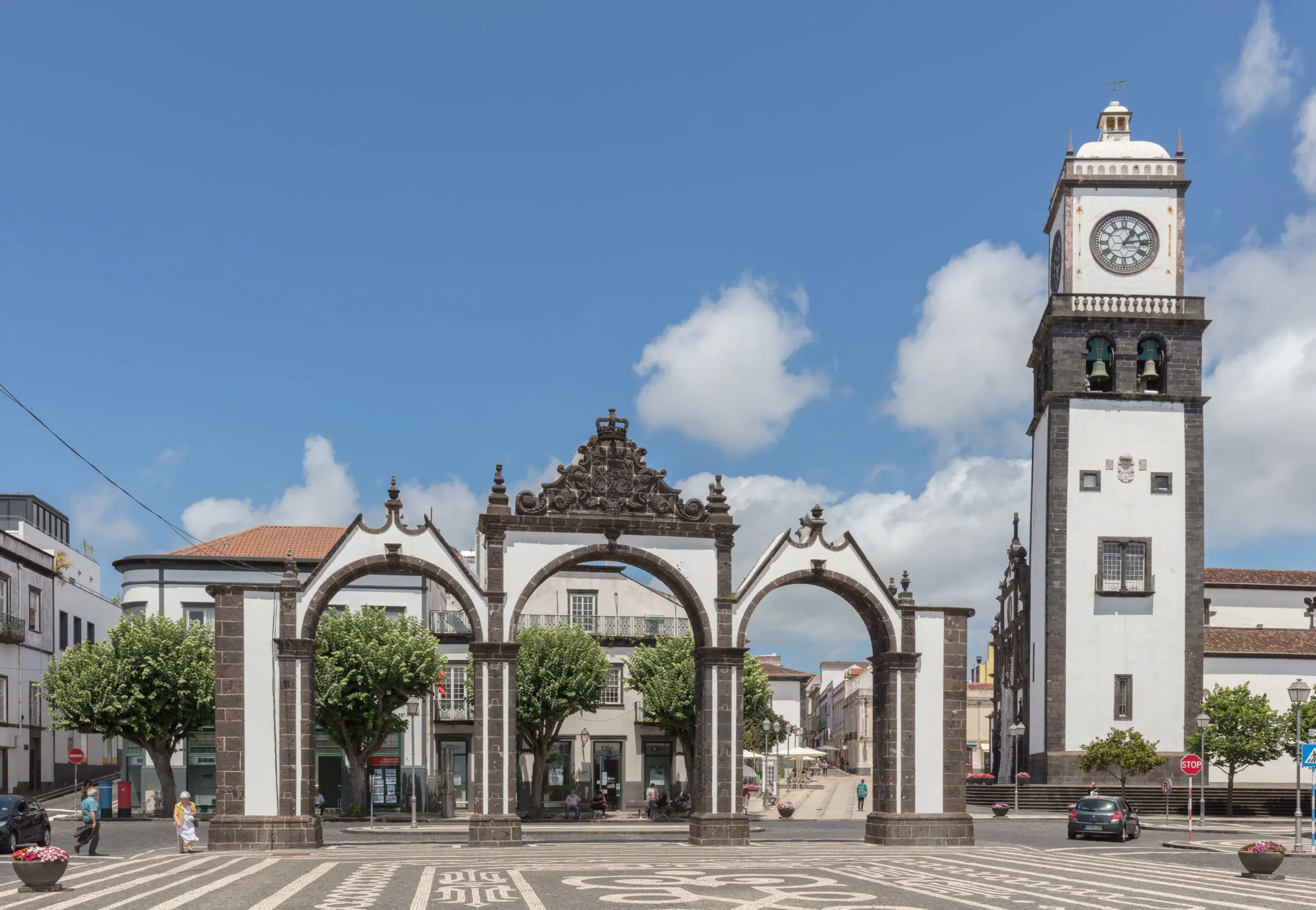 Portas_de_Cidade_Ponta_Delgada_v1