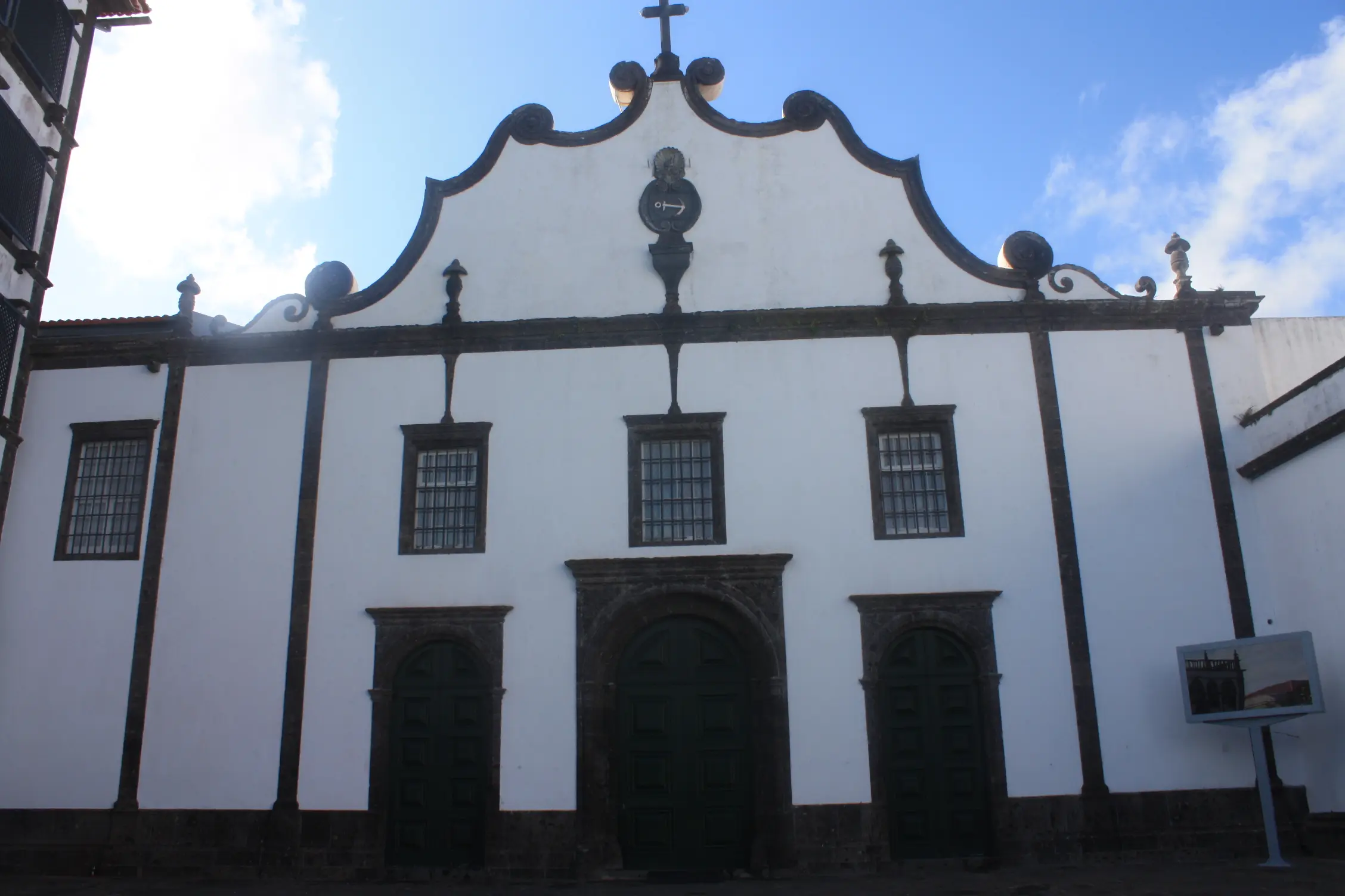Santuário_do_Senhor_Santo_Cristo_dos_Milagres_São_Miguel